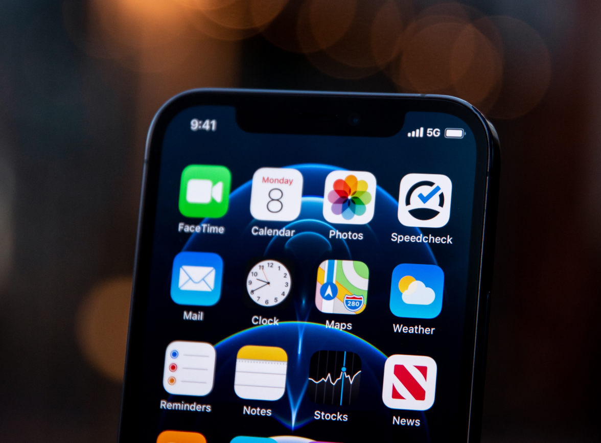 荔城苹果手机维修分享为什么 iPhone 12 在冬季会自动关机 