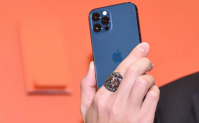 荔城苹果手机维修分享iPhone12系列重启方法教程 