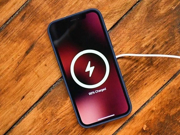 荔城苹果手机维修分享iPhone 12可以随便充电吗 